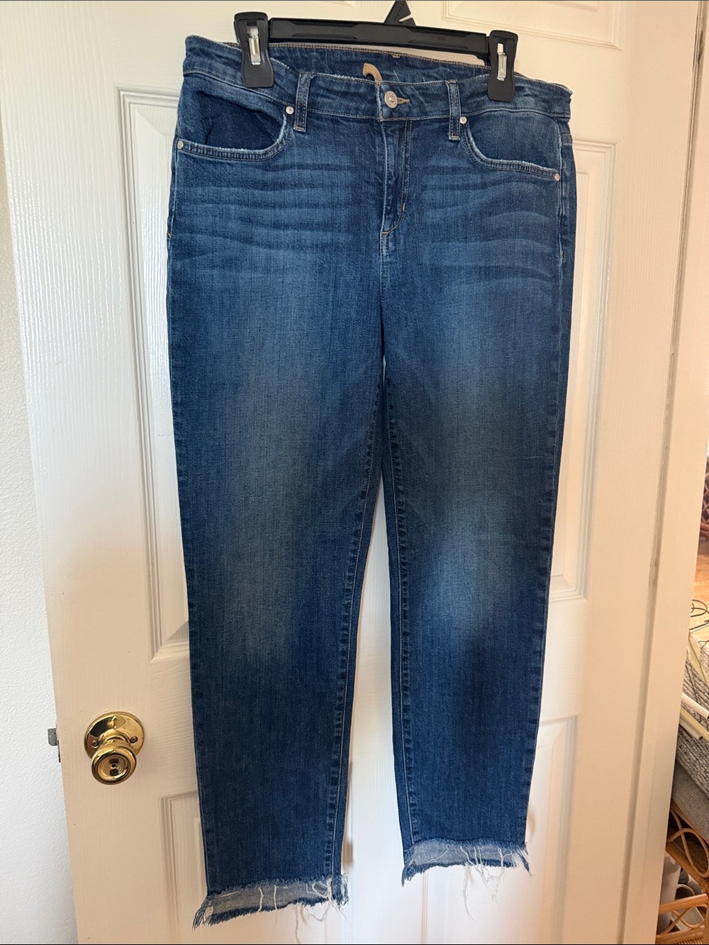 Joe's Jeans Women's Straight-Leg Jeans in Dark Blue with Frayed Hem